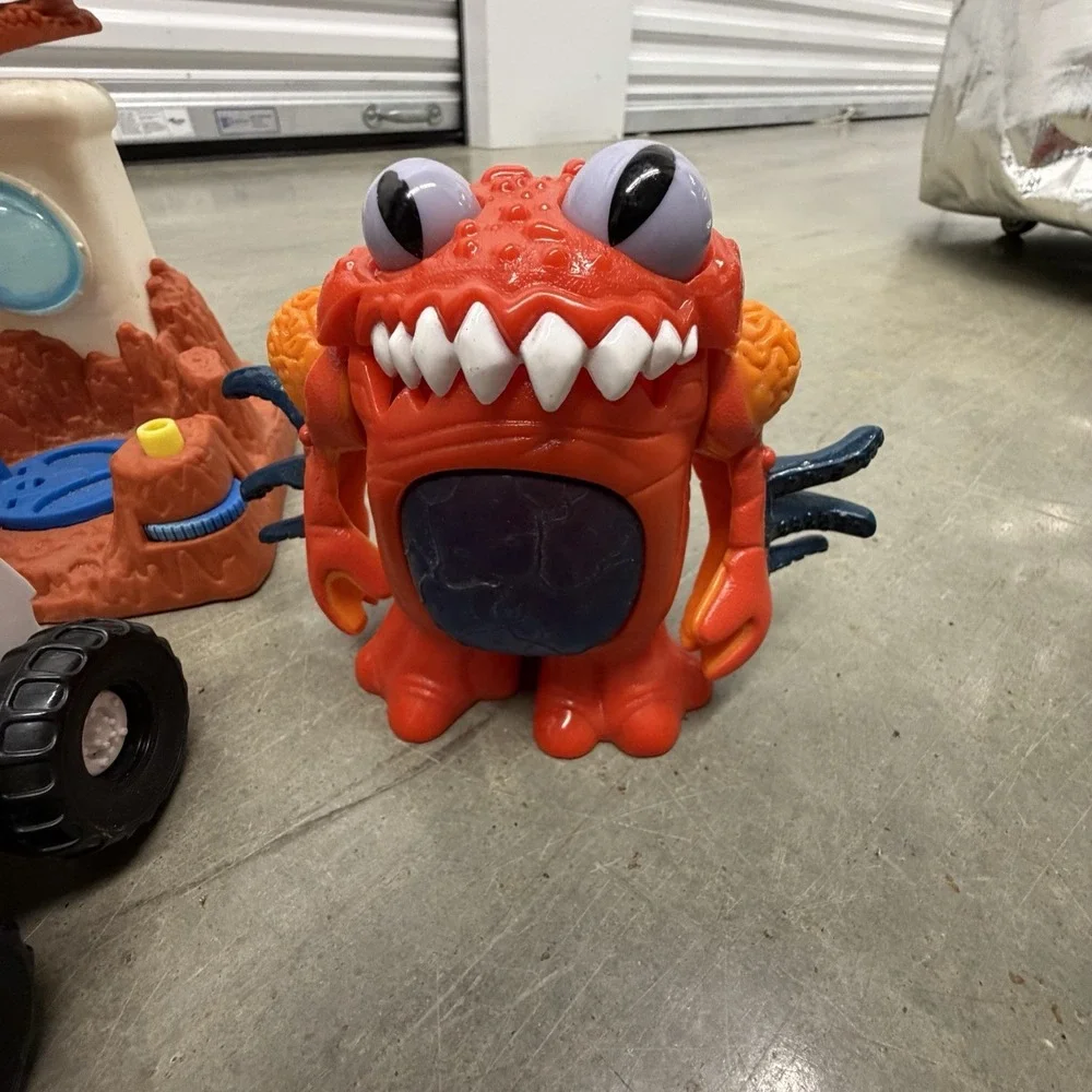 Fisher Price Imaginext Alpha Explorer Mars Base Rover Spider Vehicle Alien‎
